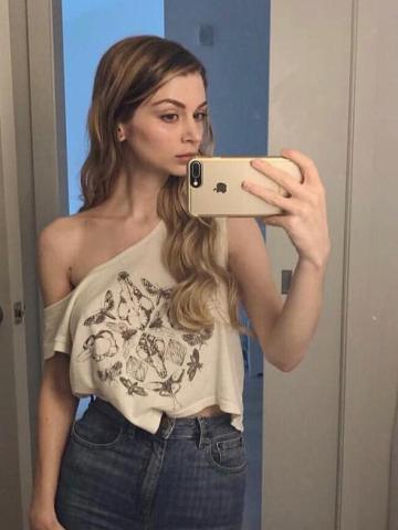 Николь Интригующая Брюнетка фото 2